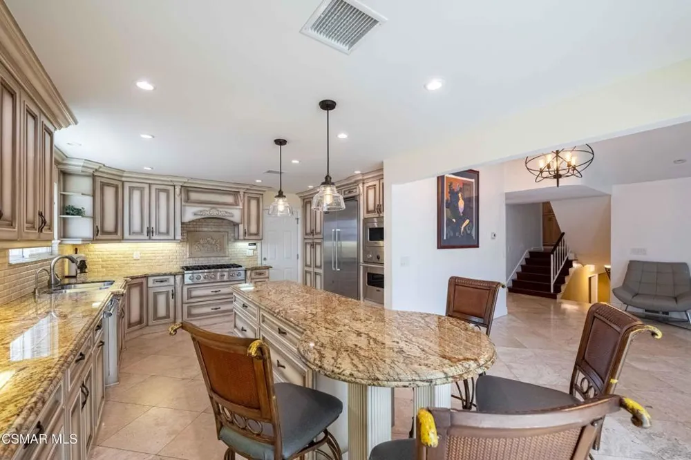 5533 Modena Place Agoura Hills, CA 91301