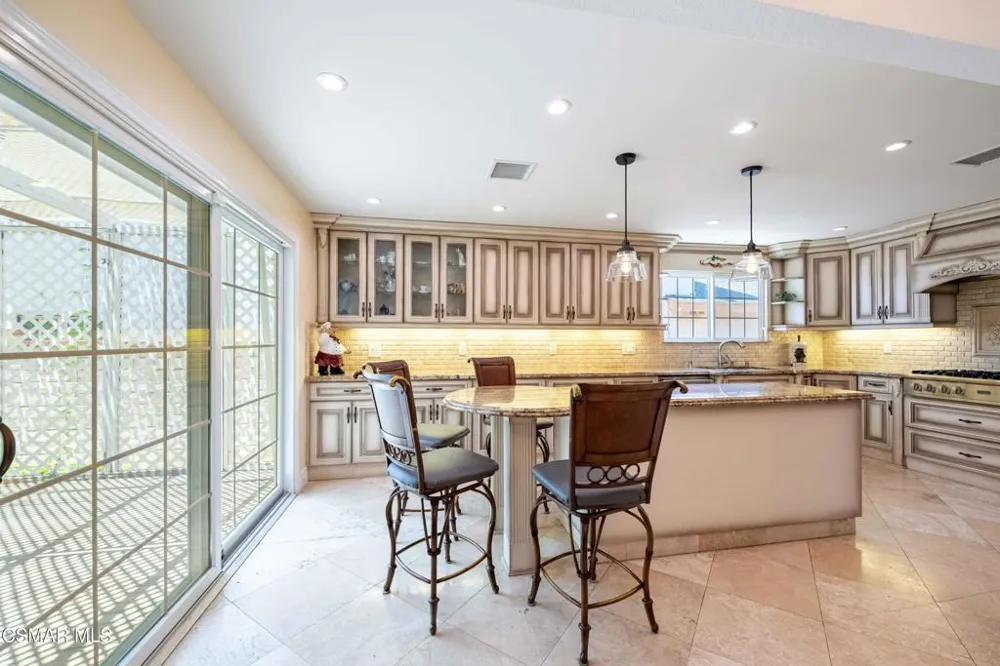 5533 Modena Place Agoura Hills, CA 91301