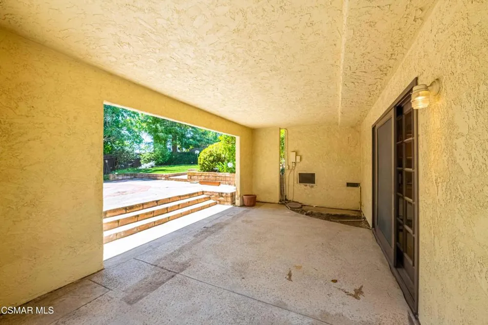 5533 Modena Place Agoura Hills, CA 91301