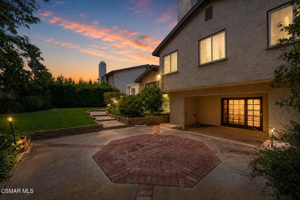 5533 Modena Place Agoura Hills, CA 91301