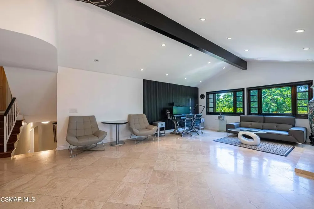 5533 Modena Place Agoura Hills, CA 91301