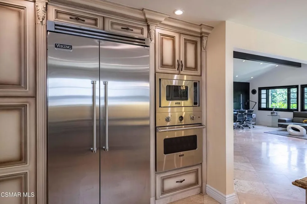 5533 Modena Place Agoura Hills, CA 91301