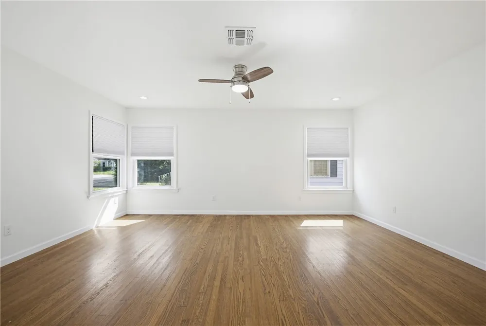 425 Naples Street Corpus Christi, TX 78404