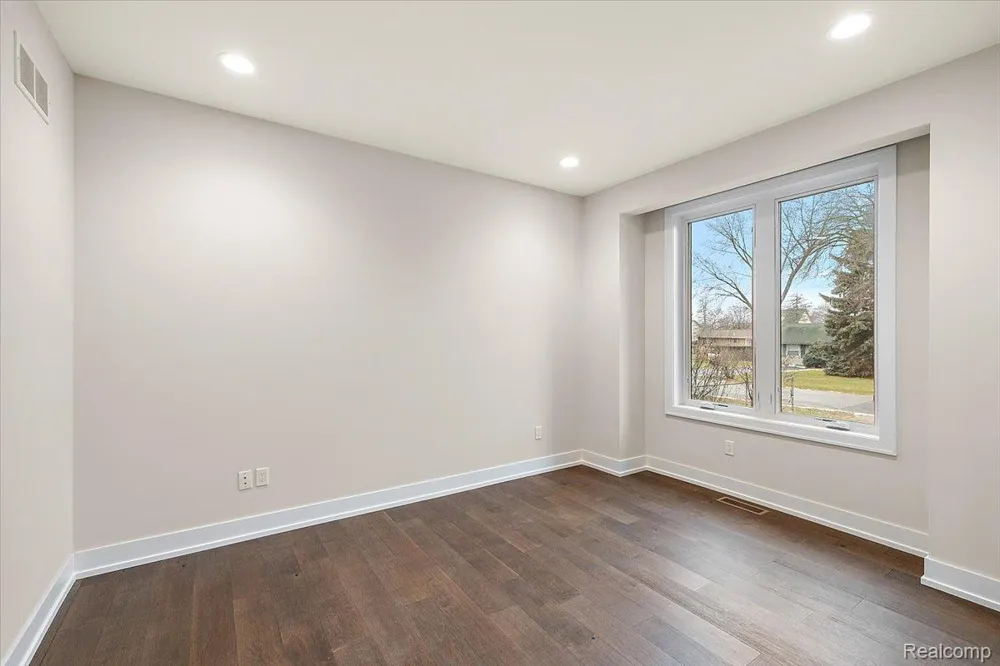 2921 Walsh Drive Rochester Hills City, MI 48309
