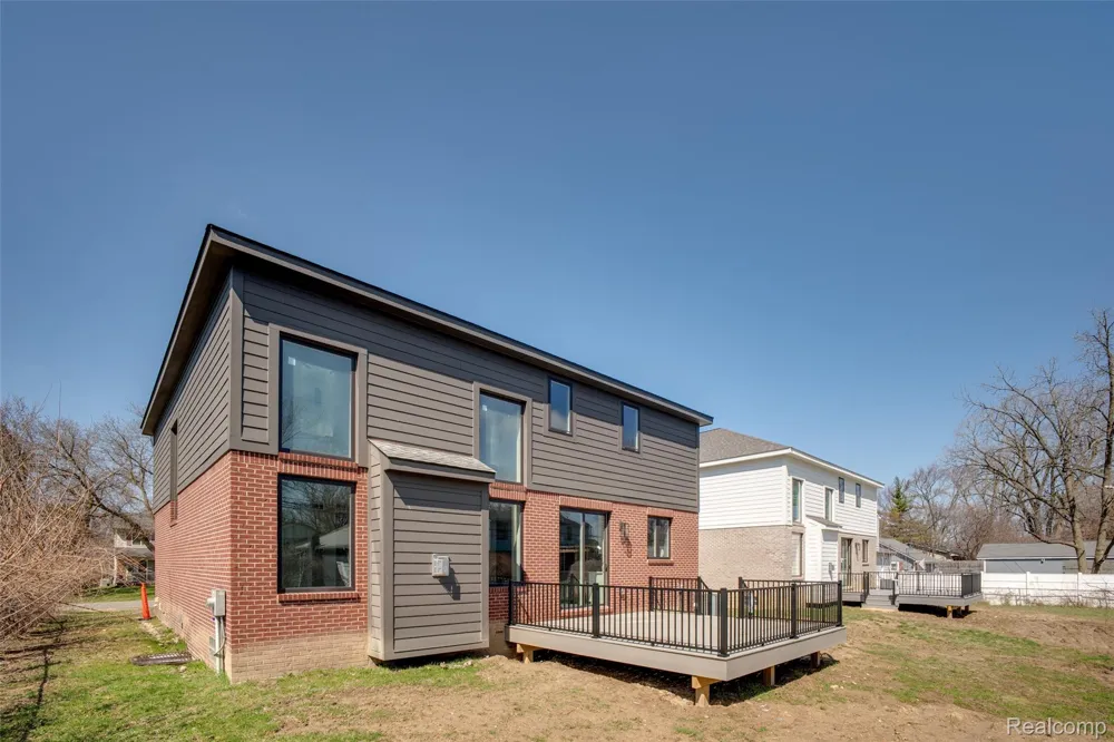 2921 Walsh Drive Rochester Hills City, MI 48309