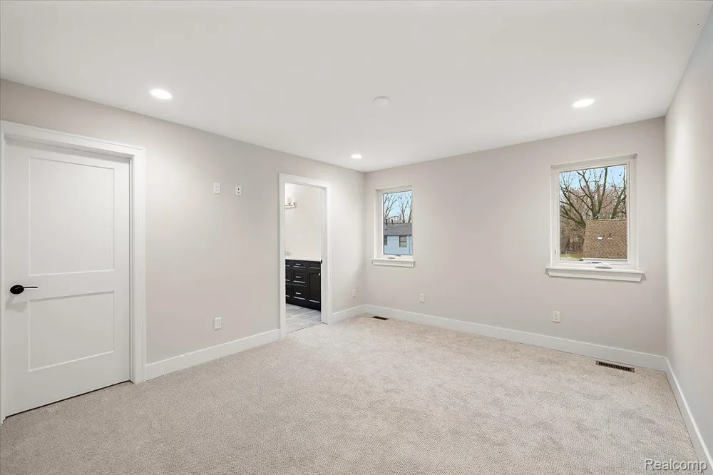 2921 Walsh Drive Rochester Hills City, MI 48309