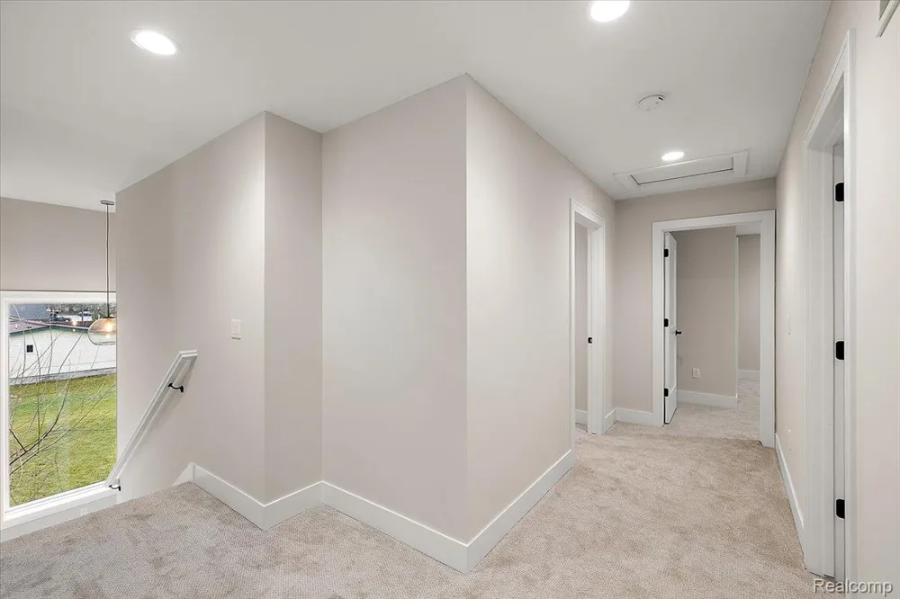 2921 Walsh Drive Rochester Hills City, MI 48309