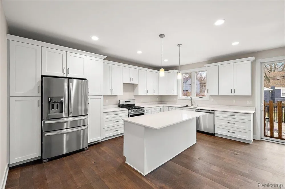 2921 Walsh Drive Rochester Hills City, MI 48309
