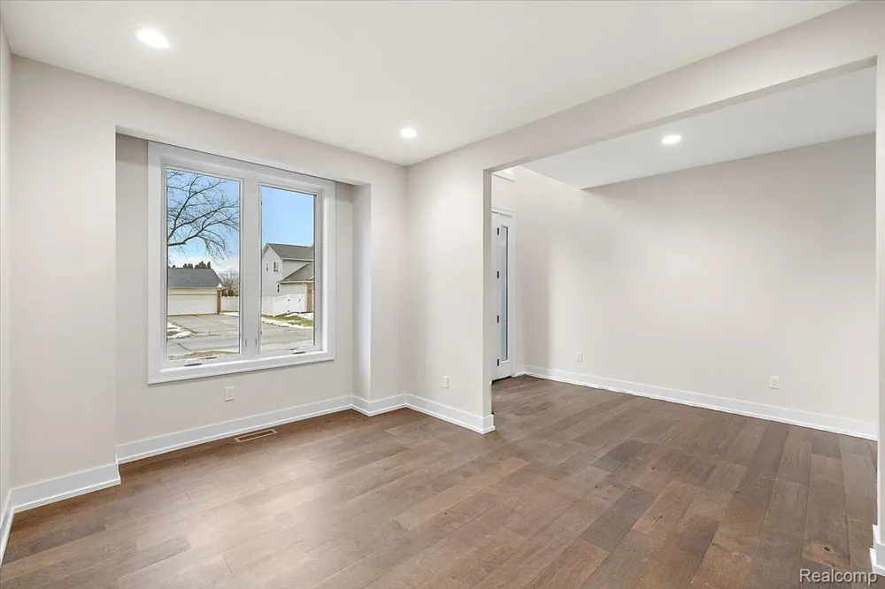 2921 Walsh Drive Rochester Hills City, MI 48309