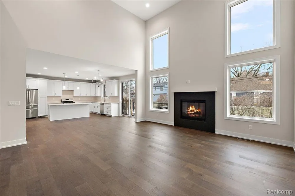 2921 Walsh Drive Rochester Hills City, MI 48309