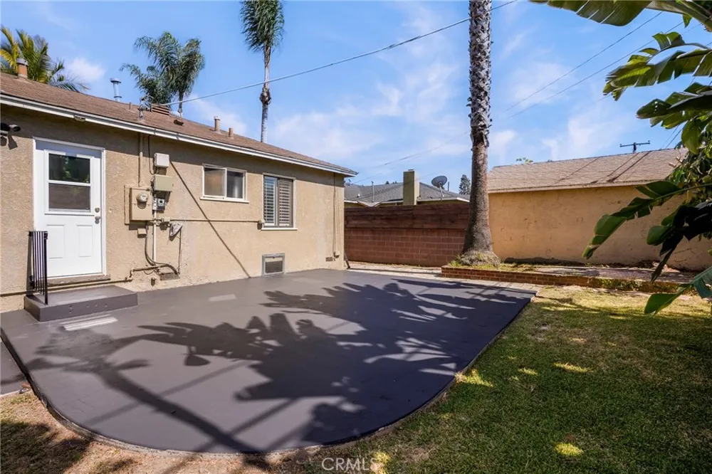 3729 Mcnab Long Beach, CA 90808