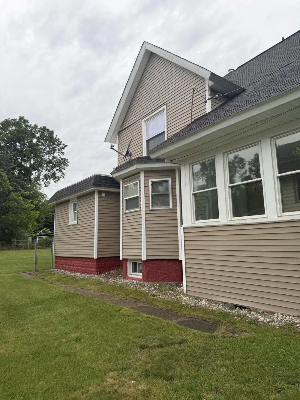 905 Burr Oak Street Albion, MI 49224
