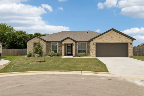 812 Eagle Claw Cove