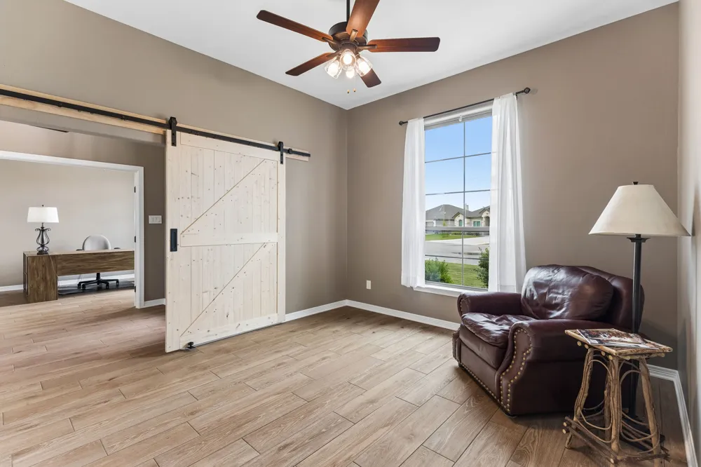 812 Eagle Claw Cove Salado, TX 76571