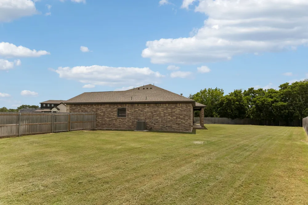 812 Eagle Claw Cove Salado, TX 76571