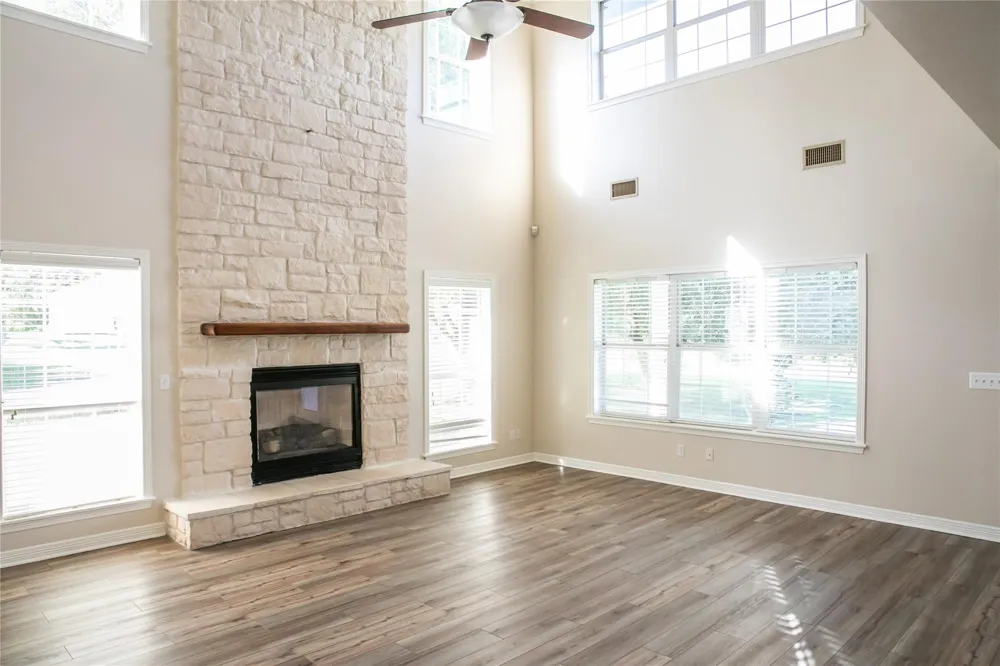 8660 Cedar Hill Road Brenham, TX 77833