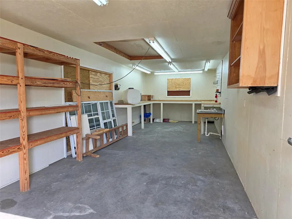 8660 Cedar Hill Road Brenham, TX 77833