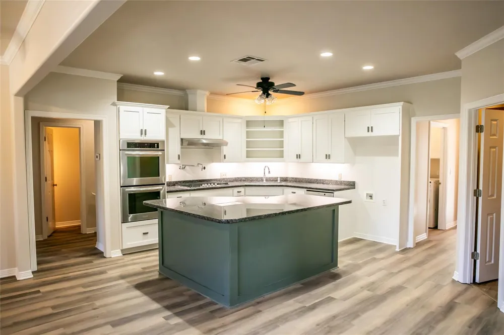 8660 Cedar Hill Road Brenham, TX 77833