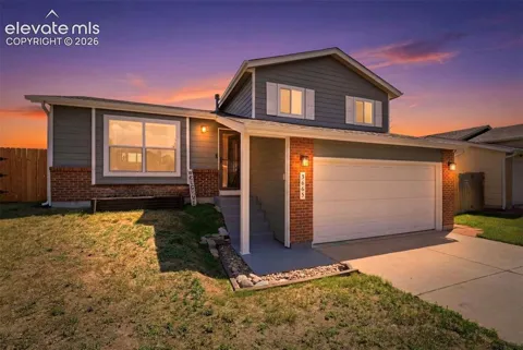 3665 Brisbane Drive