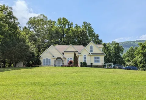 221 Jason Patrick Dr