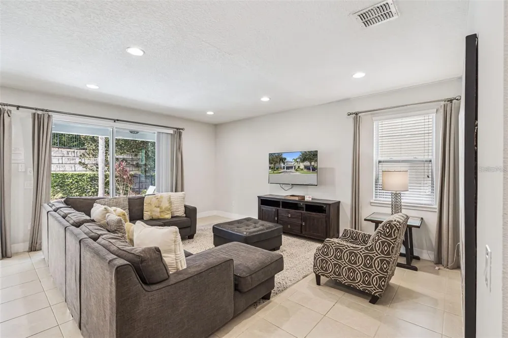 310 PENDANT COURT Kissimmee, FL 34747