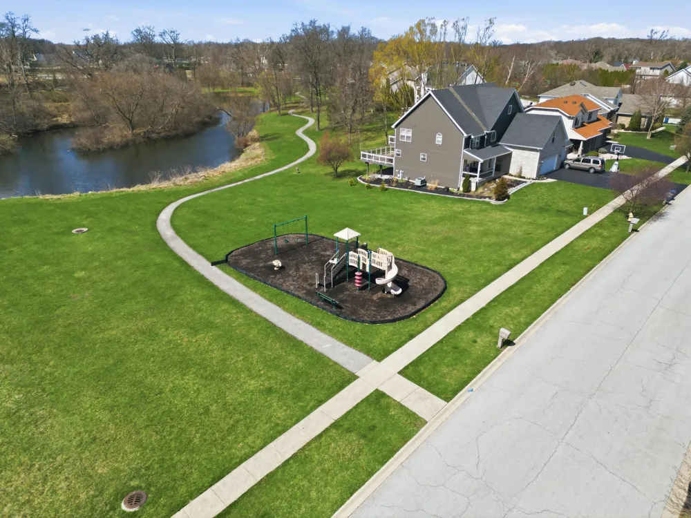 2219 Forest View Lane Lowell, IN 46356