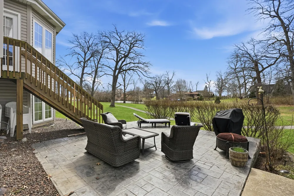 2219 Forest View Lane Lowell, IN 46356