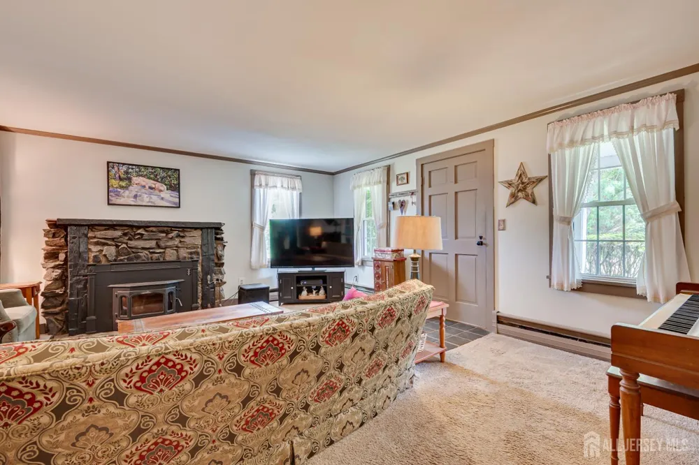 78 Falcon Road Hillsborough, NJ 08844