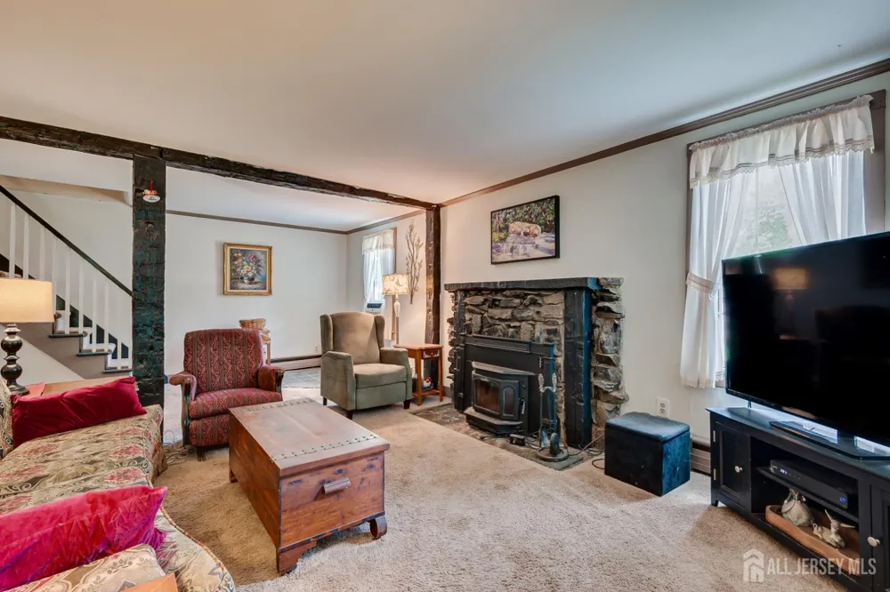 78 Falcon Road Hillsborough, NJ 08844