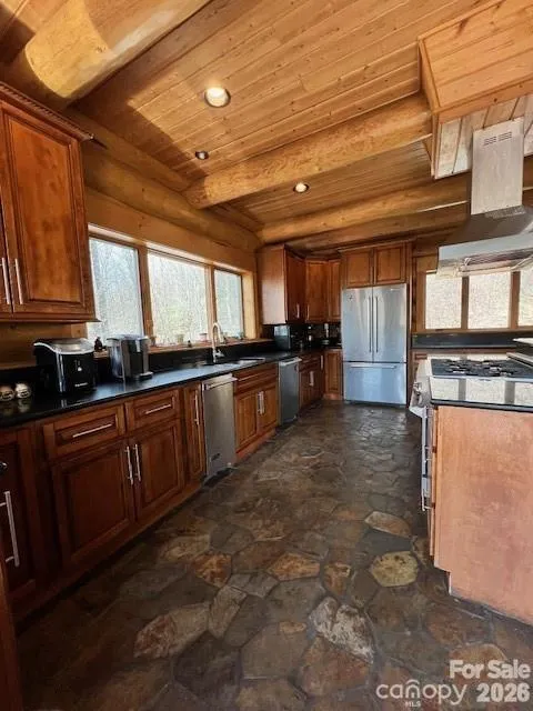 51 Airport Road Mars Hill, NC 28754