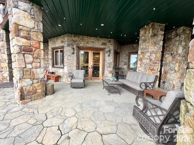 51 Airport Road Mars Hill, NC 28754