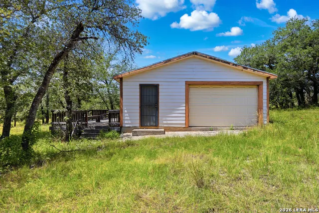 1440 Clear Lake Loop Poteet, TX 78065