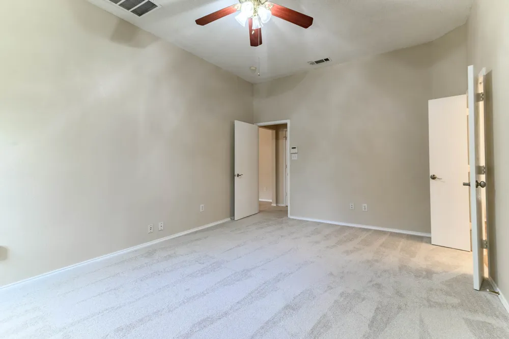633 Manchester Drive Mansfield, TX 76063