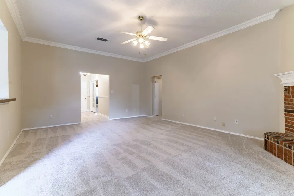 633 Manchester Drive Mansfield, TX 76063