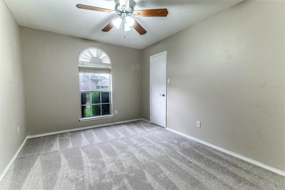 633 Manchester Drive Mansfield, TX 76063