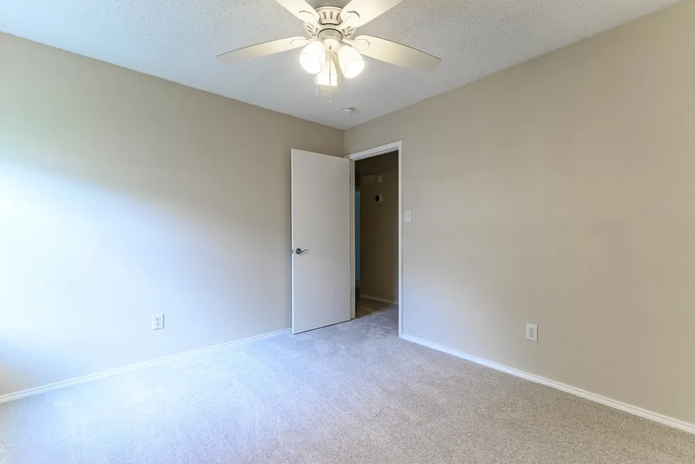 633 Manchester Drive Mansfield, TX 76063
