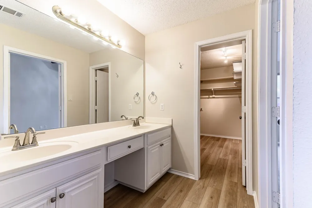 633 Manchester Drive Mansfield, TX 76063