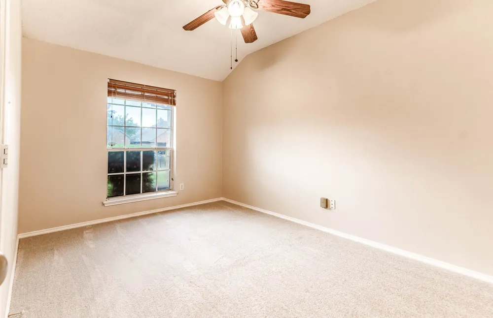 633 Manchester Drive Mansfield, TX 76063