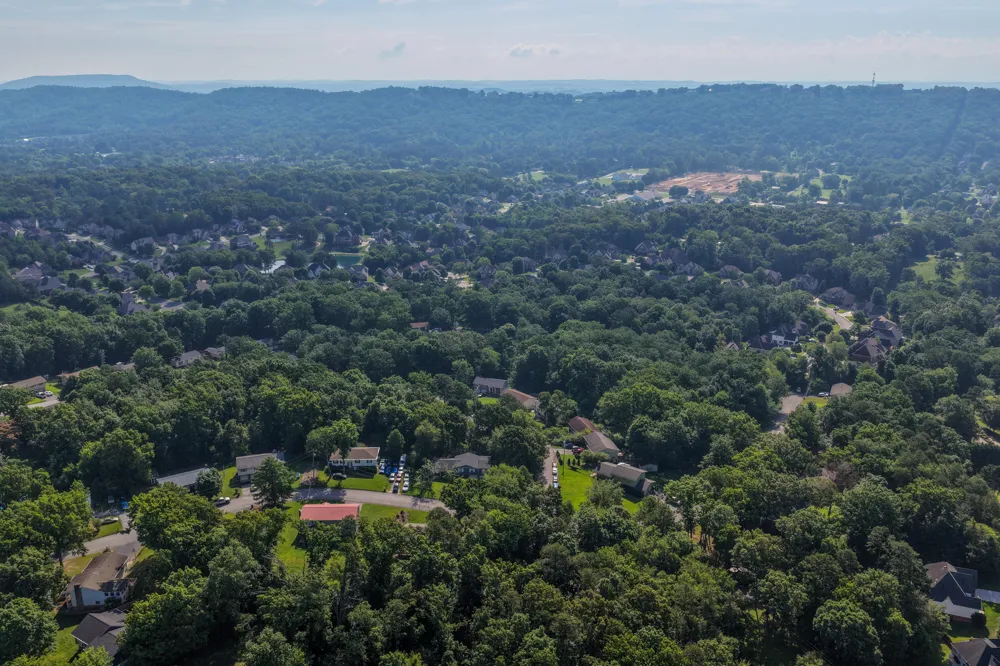 9400 Somerset Drive Ooltewah, TN 37363