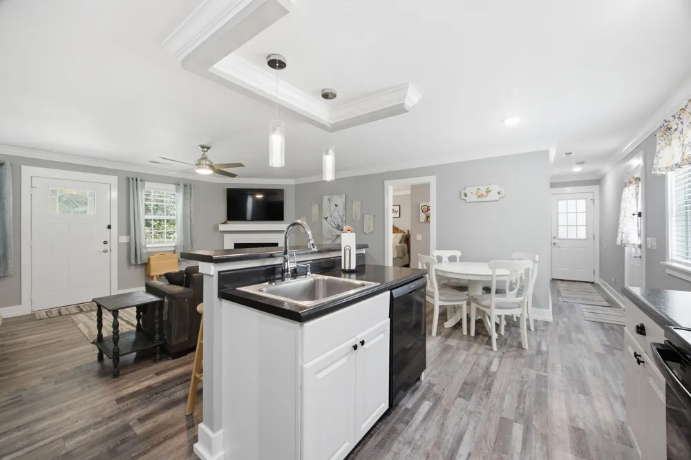 305 Longwood Street Chickamauga, GA 30707