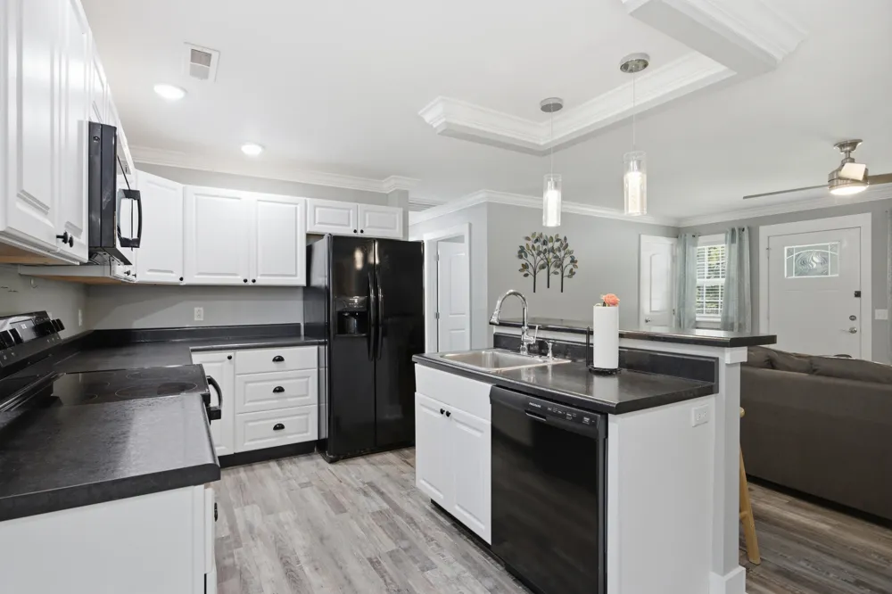 305 Longwood Street Chickamauga, GA 30707