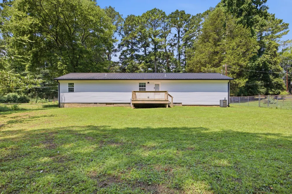 305 Longwood Street Chickamauga, GA 30707
