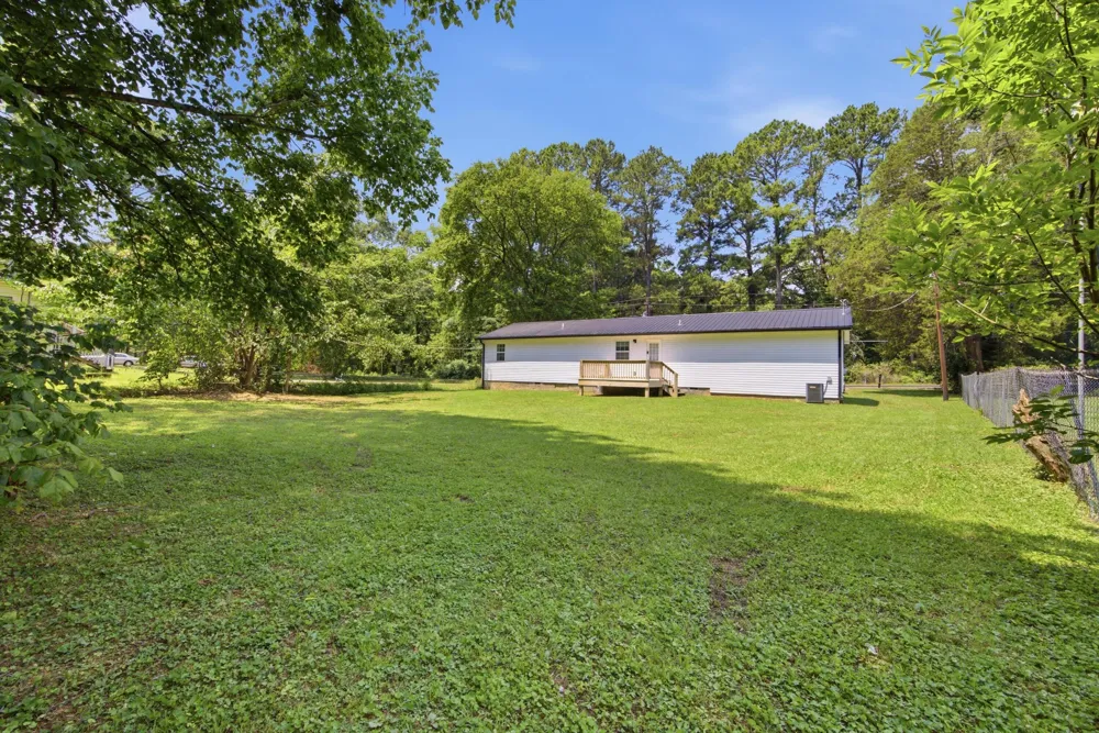 305 Longwood Street Chickamauga, GA 30707