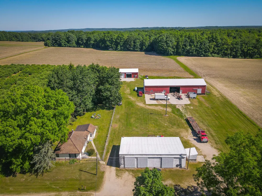 131 E Hazel Road Hart, MI 49420