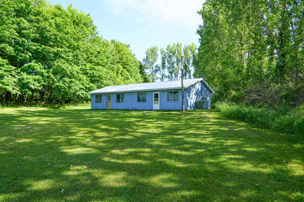 131 E Hazel Road Hart, MI 49420