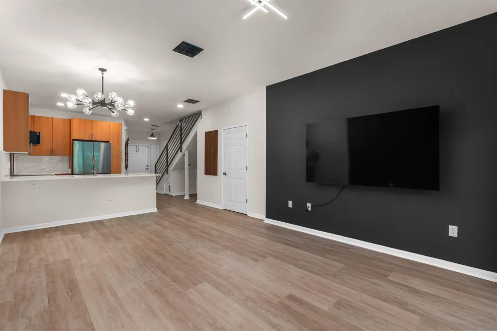2543 NW 31st Court #2543 Oakland Park, FL 33309