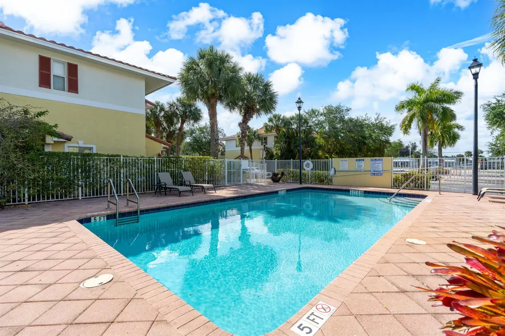 2543 NW 31st Court #2543 Oakland Park, FL 33309