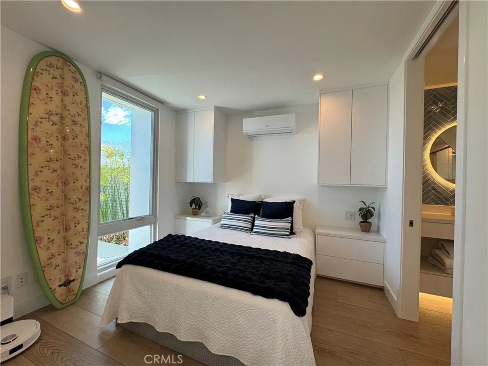 3981 Warner Avenue Huntington Beach, CA 92649