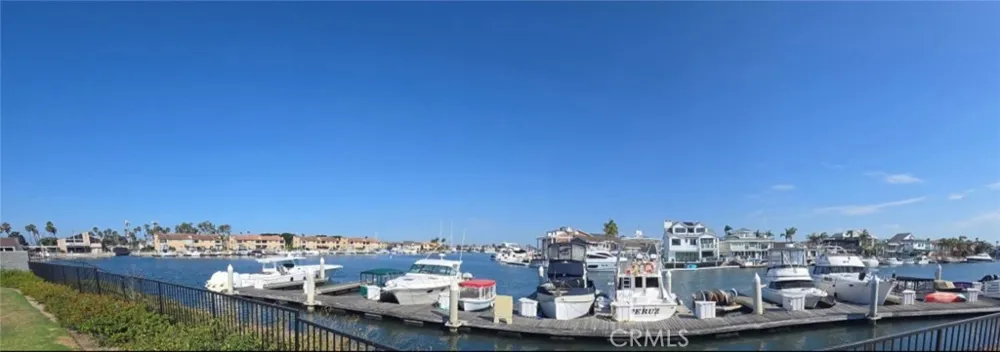 3981 Warner Avenue Huntington Beach, CA 92649
