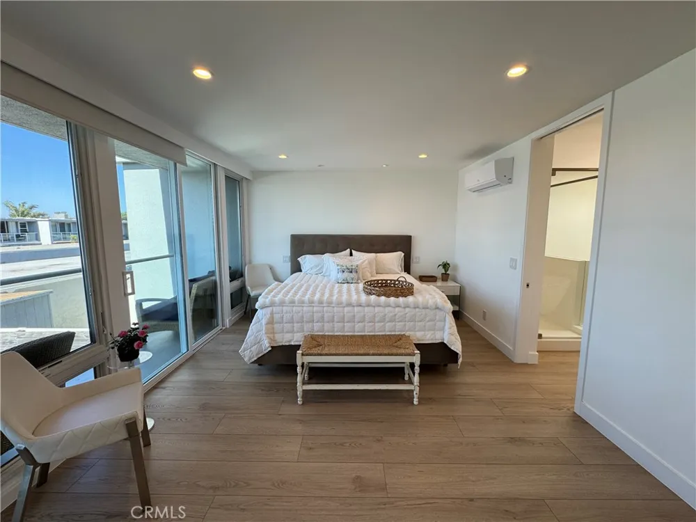 3981 Warner Avenue Huntington Beach, CA 92649